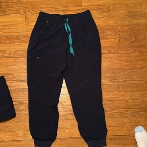 Figs jogger scrub bottoms